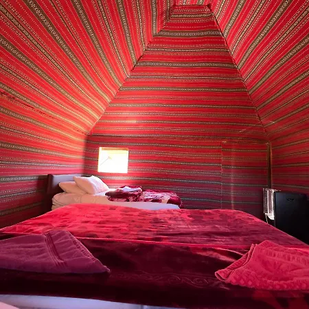 Hotel Star Walk Camp & Tours Wadi Rum Exterior foto